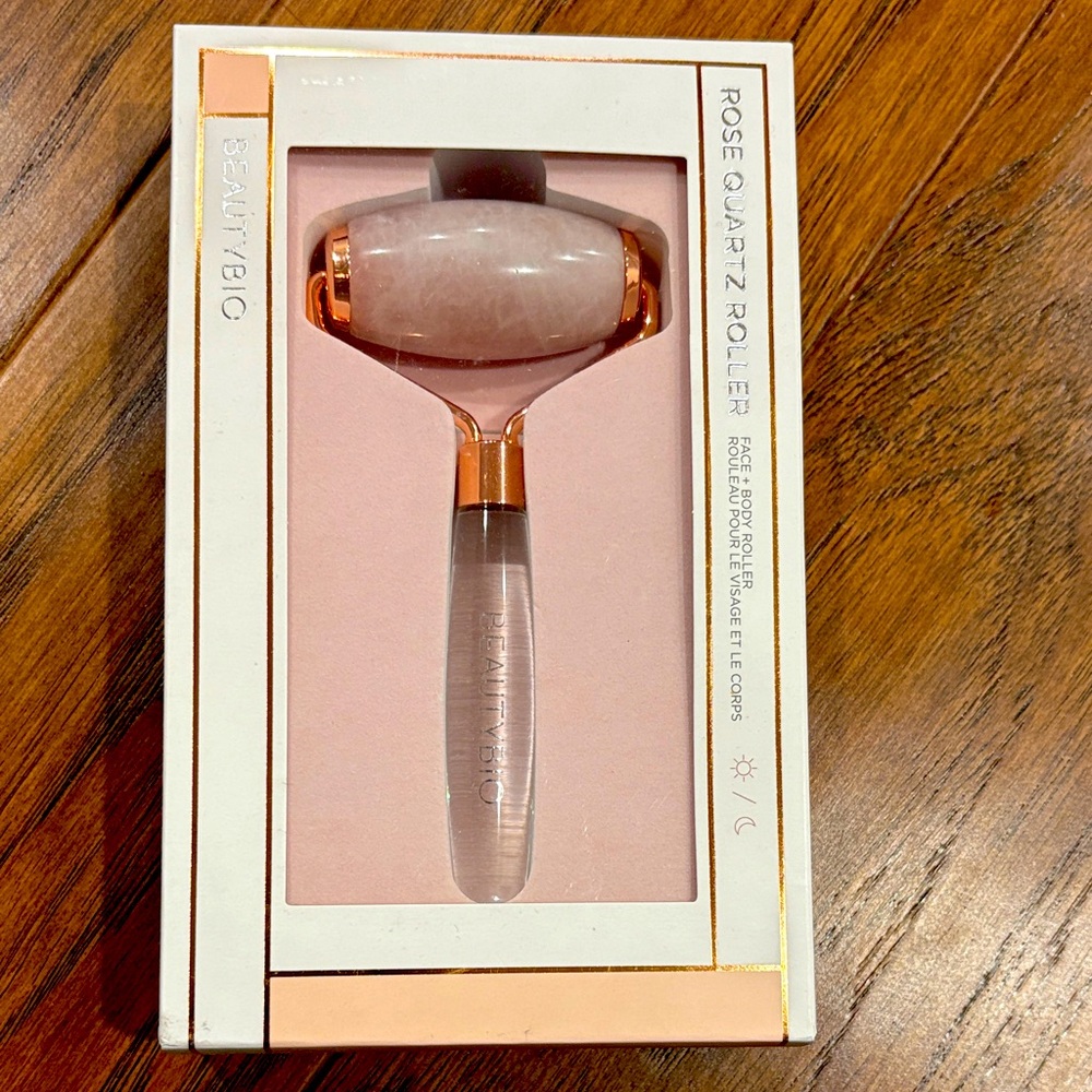 BeautyBio Rose Quartz Facial Roller - Pink